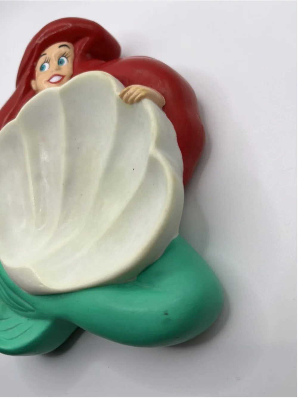 VTG Avon Disney The Little Mermaid Ariel Rubber Floating Soap Dish CUTE